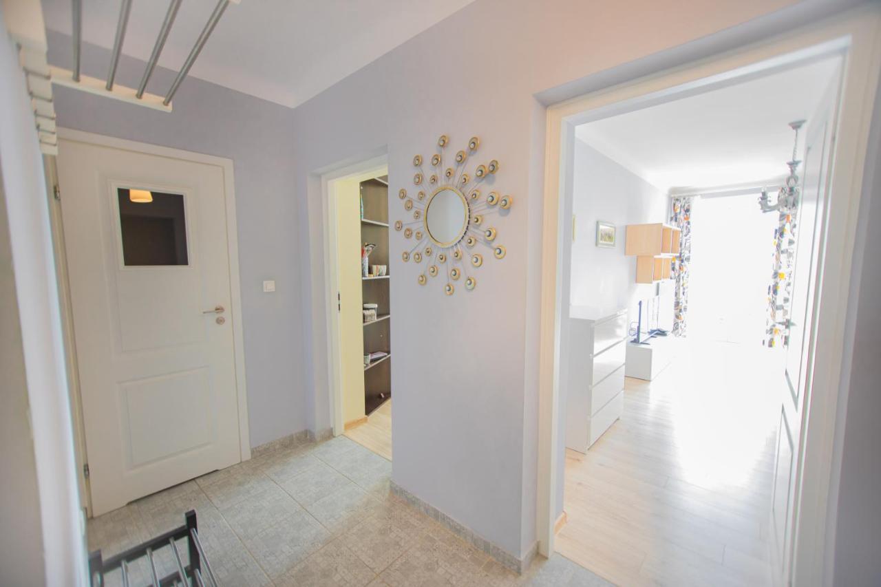 Large Flat. Great View. City Center. Варшава Екстер'єр фото